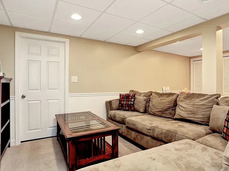 45 Scheffler Dr — Photo 6