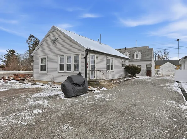 160 Burkhart Ave, Russells Point, OH 43348