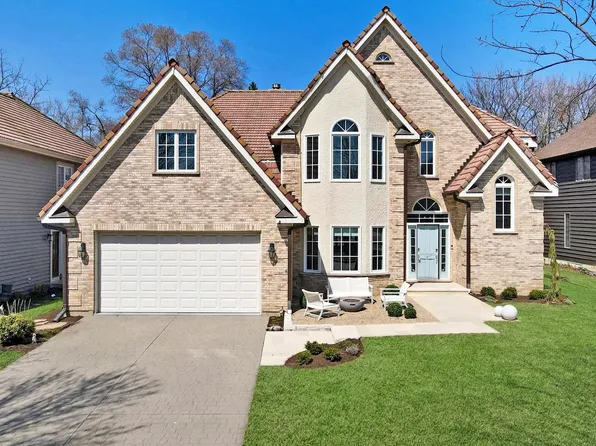 1830 Lincoln Ave, Northbrook, IL 60062