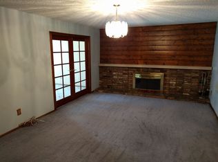 6492 Clovis Pl, Riverside, CA 92504