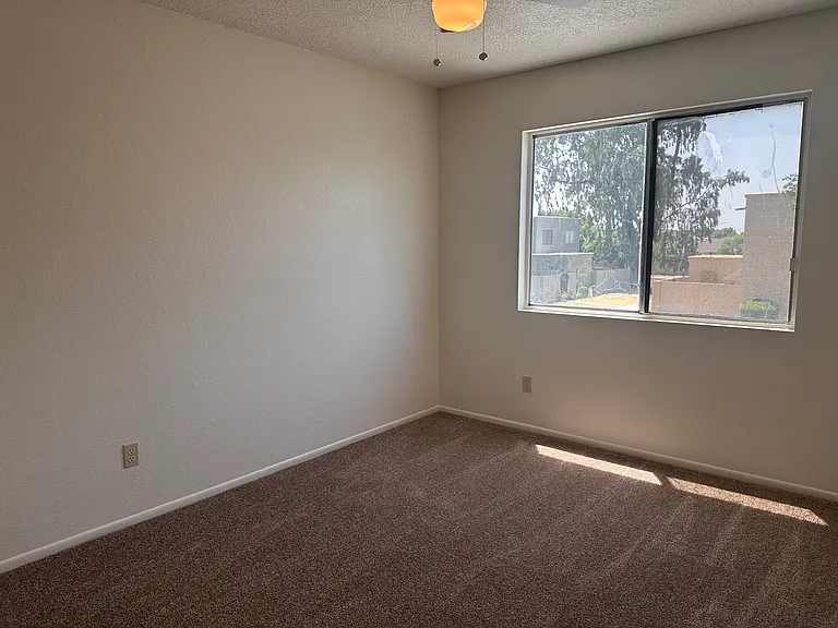 14013 N 54th Dr — Photo 10