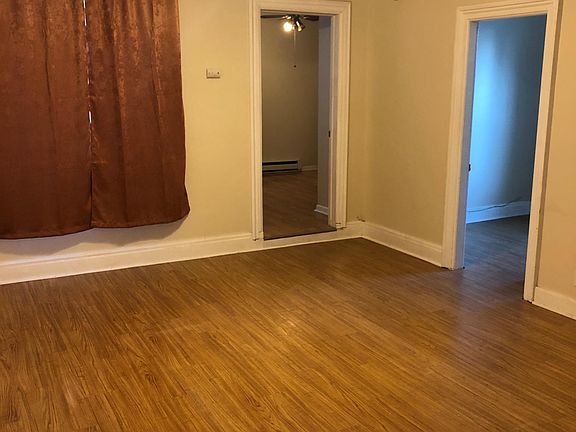 5th image of 214 Stowe Ave #2