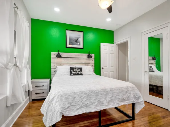 1318 11th St, Galveston, TX 77550