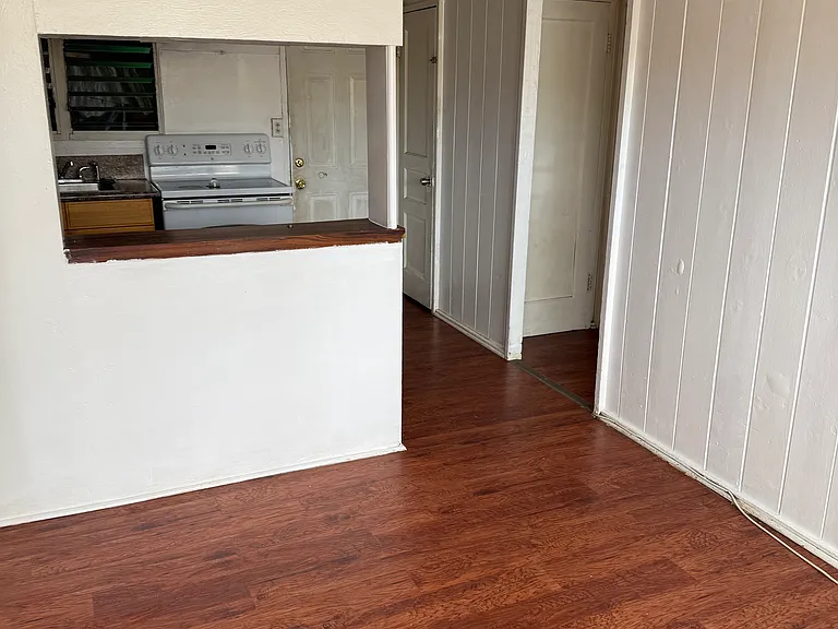 268 Olive Ave #C — Photo 2