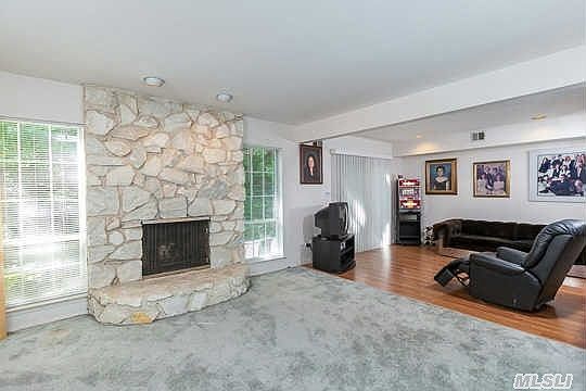 4th image of 130 Terrace Ct #130
