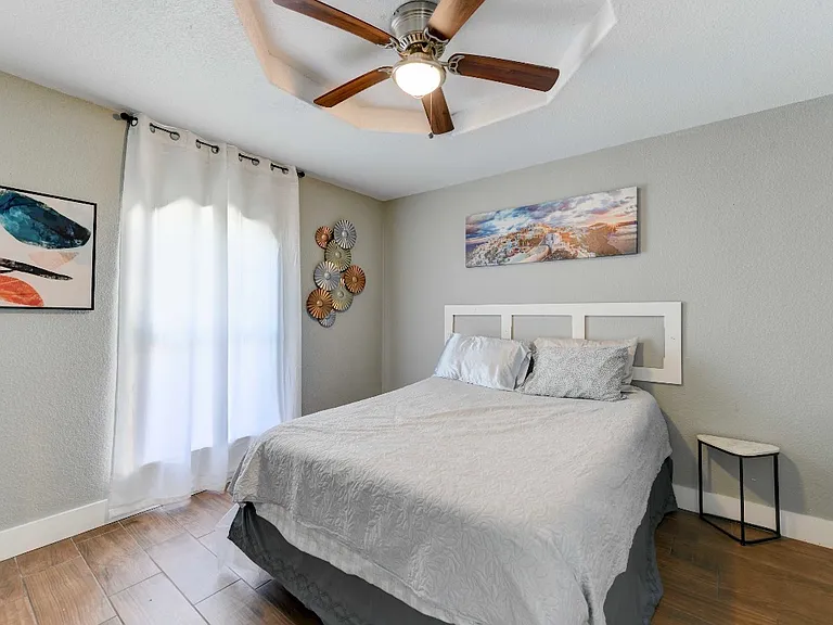 3801 Sunny Beach Ct — Photo 11