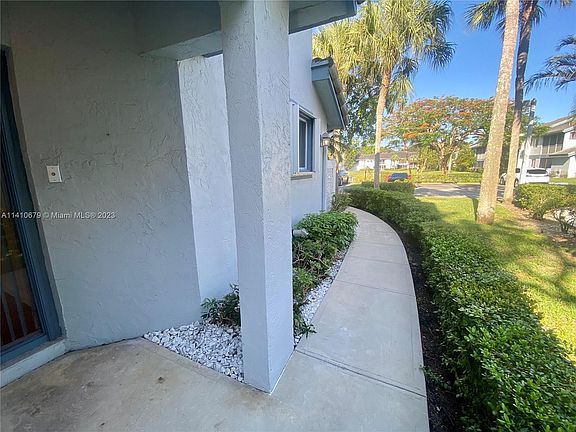 3rd image of 9802 Nickels Blvd APT 901