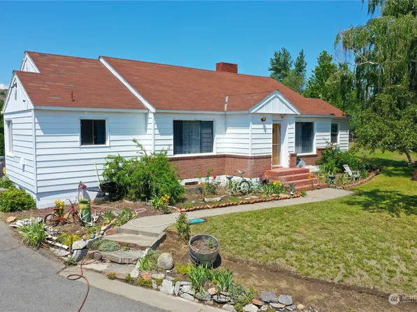 466 Okoma Drive, Omak, WA 98841