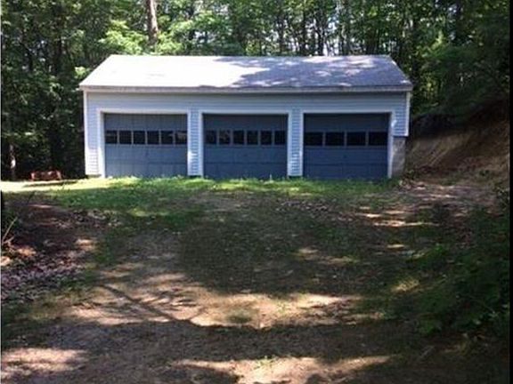 Tenants will have use of the 3 bay garage for storage and vehicles.