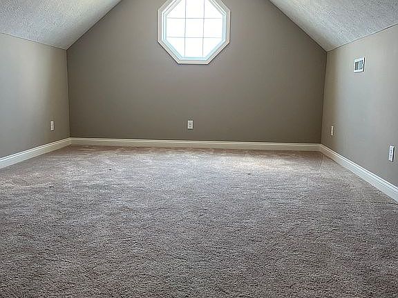 Upstairs bonus room