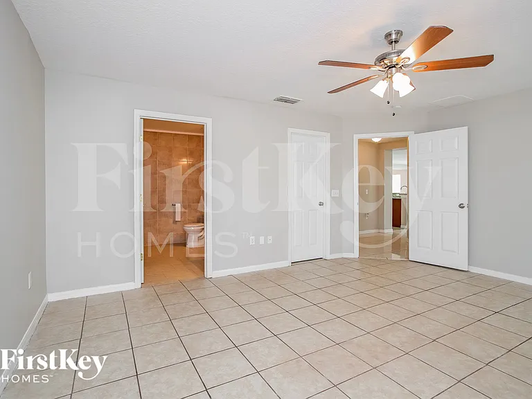 1932 Michigan Ct — Photo 9