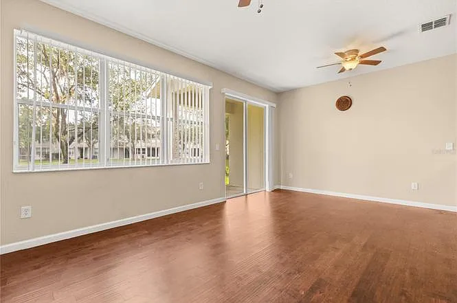 10306 Stone Moss Ave — Photo 4