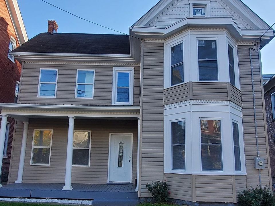 1st image of 739 W Washington St