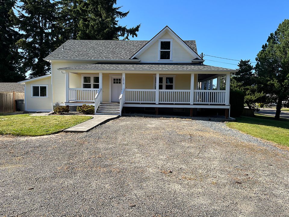 1st image of 1016 114th Ave E