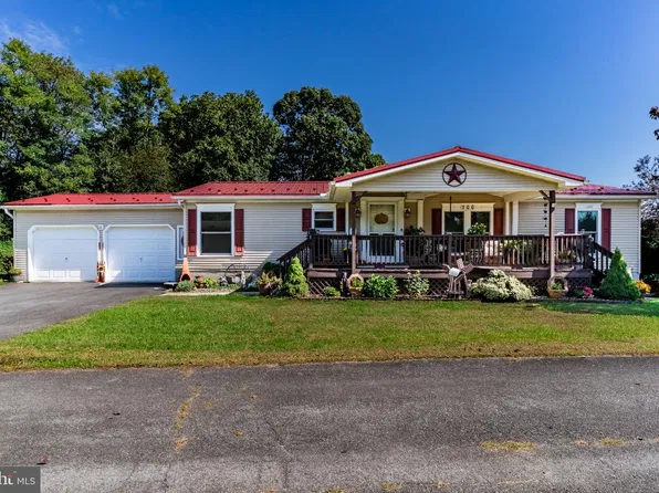 100 Rustic Dr, Shippensburg, PA 17257