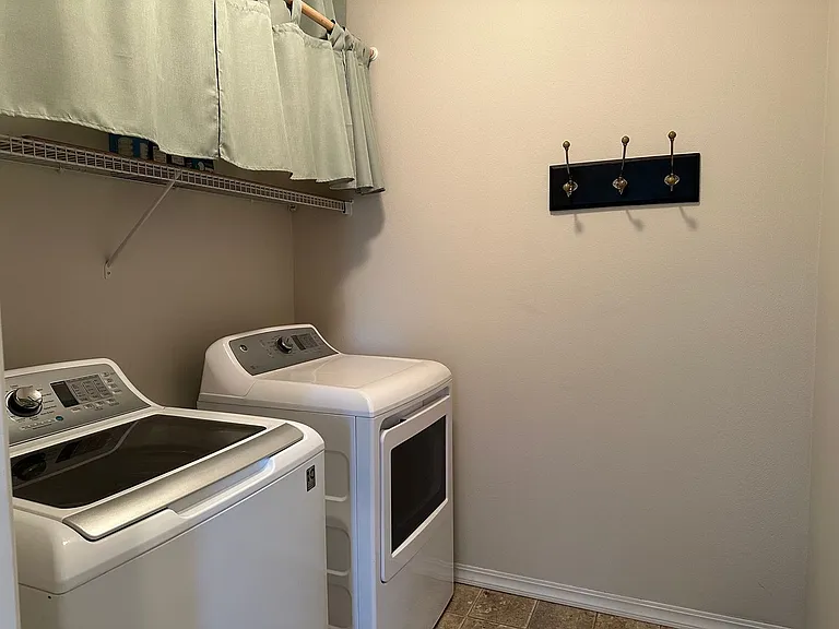 12405 E Aunnic Ln — Photo 17
