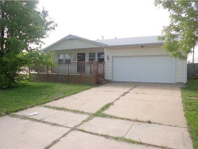 1st image of 2703 W Anita Ave