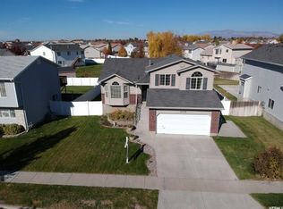 2756 W 2175 S, Syracuse, UT 84075