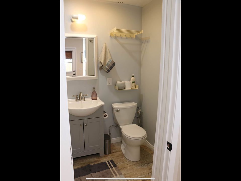 1st image of 2003 Drescher St #2