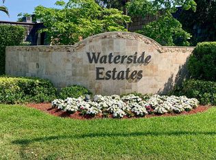 2400 Waterside Dr, Lake Worth, FL 33461