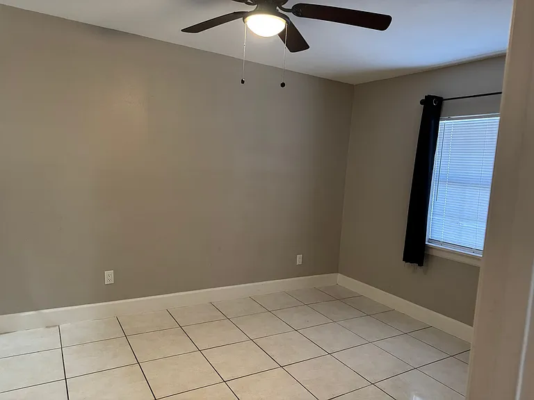 2413 9th Ave N — Photo 7