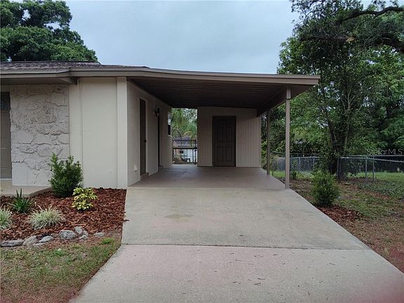5th image of 1636 Providence Blvd