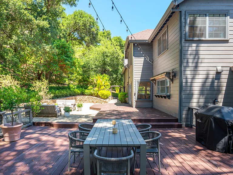 970 Rachael Rd — Photo 41