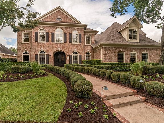 2nd image of 3019 Acorn Wood Way