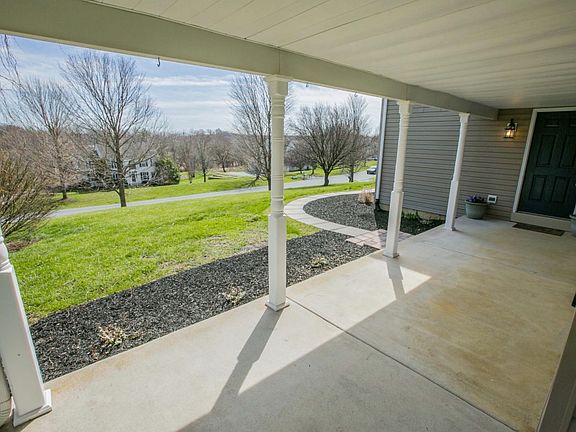 3rd image of 233 Owenwood Dr