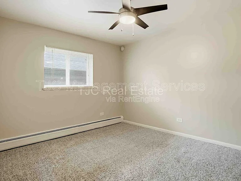 42 N Pearl St #201 — Photo 11
