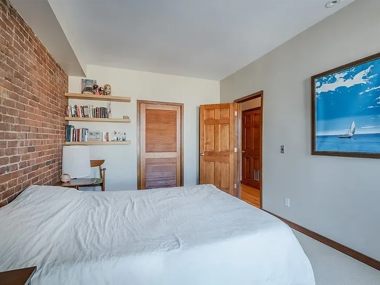 231 Main St #3 — Photo 9