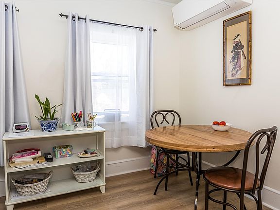 5th image of 6 Boyden Pkwy S APT 3