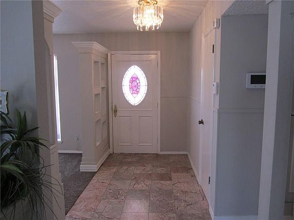 3rd image of 10729 Sombra Verde Dr
