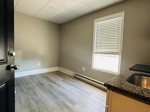 4th image of 36 Chandler St #104