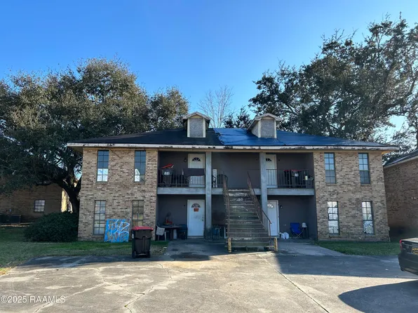 105 Cantal Dr, Lafayette, LA 70507