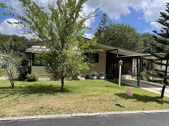 2nd image of 418 Skycrest Ln