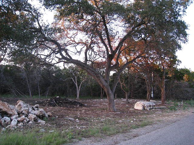 1st image of 3489 Lakeview Dr