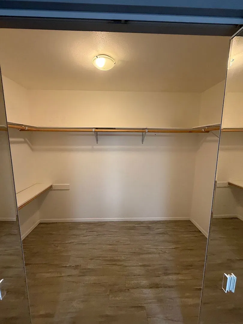 2 Bedroom Close to ANMC — Photo 4