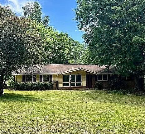 2nd image of 4730 16th Street Dr NE