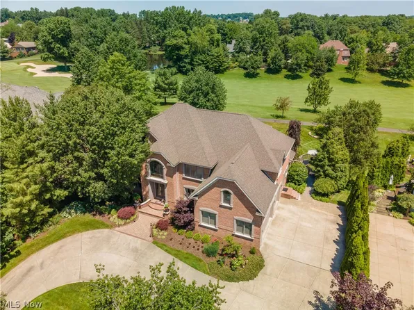 6281 Bertram Ave NW, Canton, OH 44718