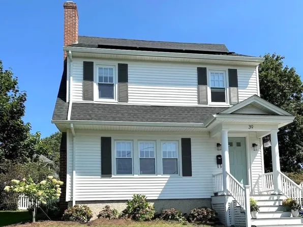 39 Ledge Rd, East Greenwich, RI 02818