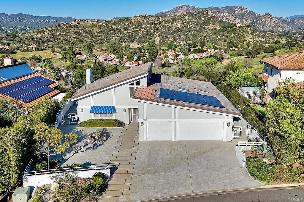 15663 Vista Vicente Dr