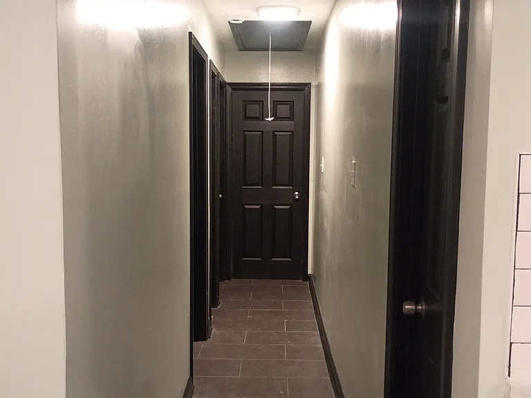 850 Baltimore St — Photo 11