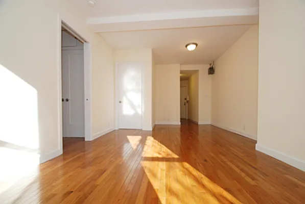 Rented by Buchbinder & Warren | media 16