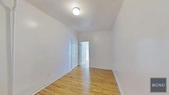 Rented by Bond New York | media 14