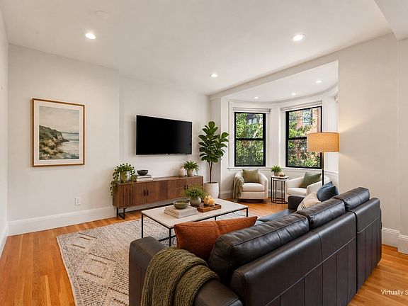 3rd image of 45 Saint Botolph St #Penthouse 204