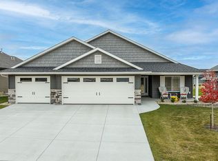 4067 Peridot Dr, Marion, IA 52302