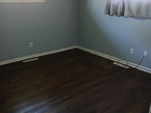 3rd image of 2206 Hanna Dr