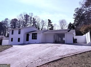 93 Hidden Valley Dr, Lawrenceville, GA 30044