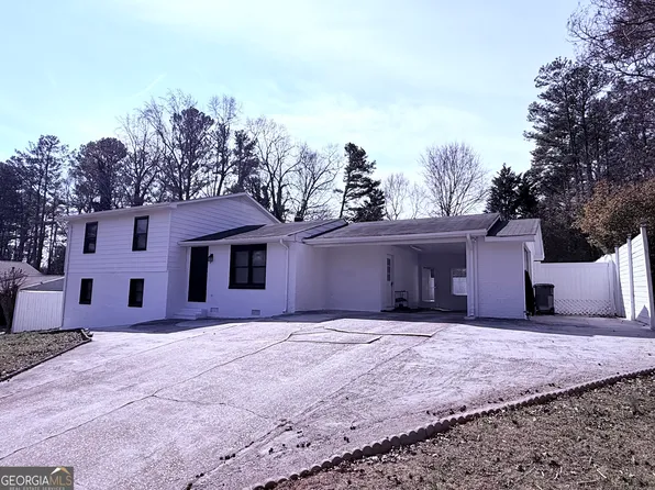 93 Hidden Valley Dr, Lawrenceville, GA 30044